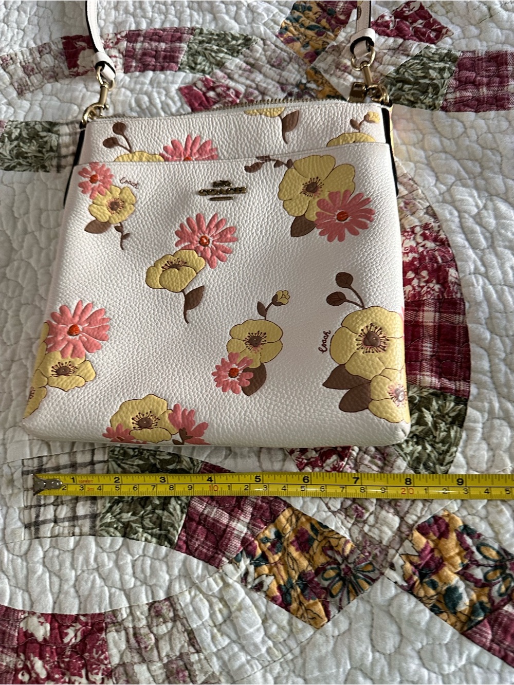 COACH Kitt Messenger Cross body Floral Printed. EUC - Picture 5 of 14